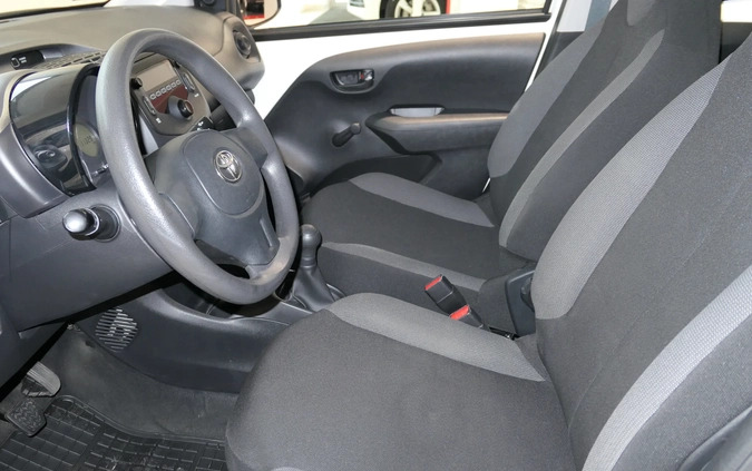 Toyota Aygo cena 37900 przebieg: 113200, rok produkcji 2019 z Alwernia małe 254